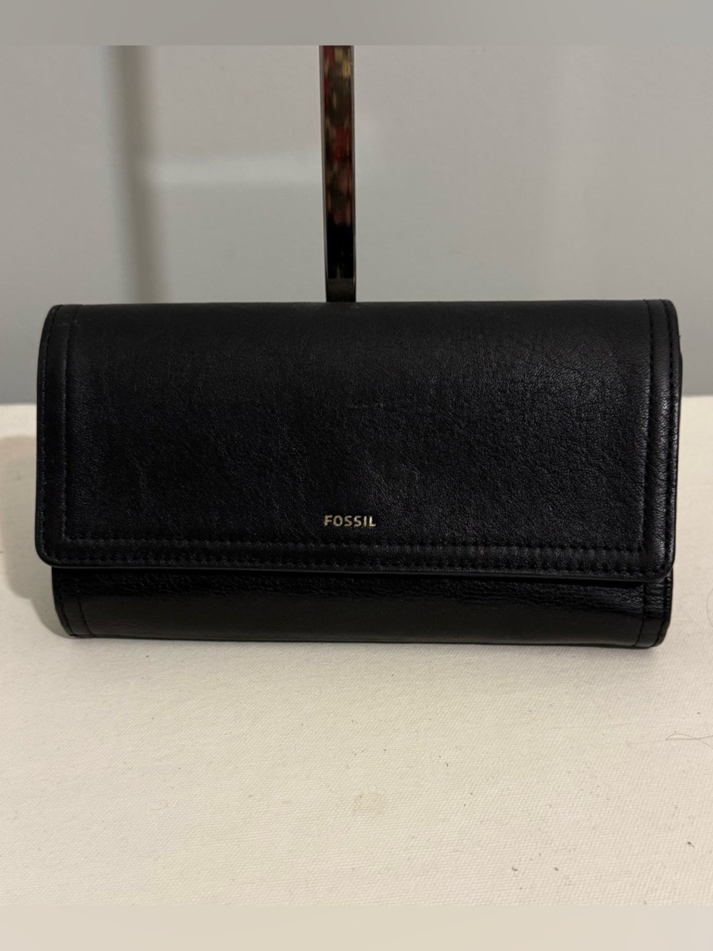 Fossil Logan Black Leather Women’s Trifold Wallet